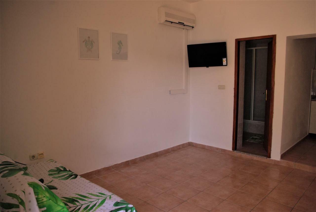 Romantic Apartment In Nature Borovici ภายนอก รูปภาพ